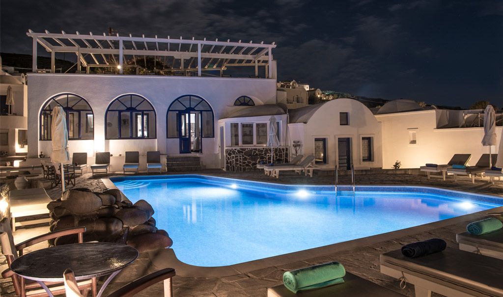 SUPERIOR POOL VIEW ROOM with LOFT